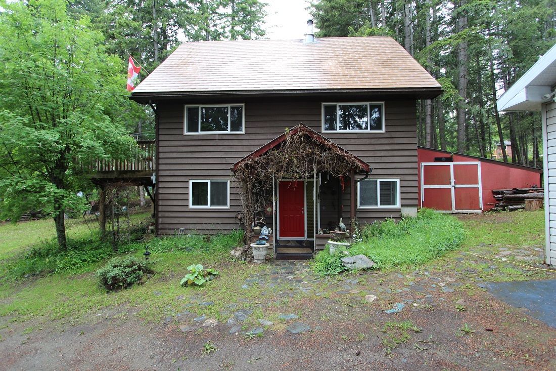 New property listed in North Shuswap, Shuswap